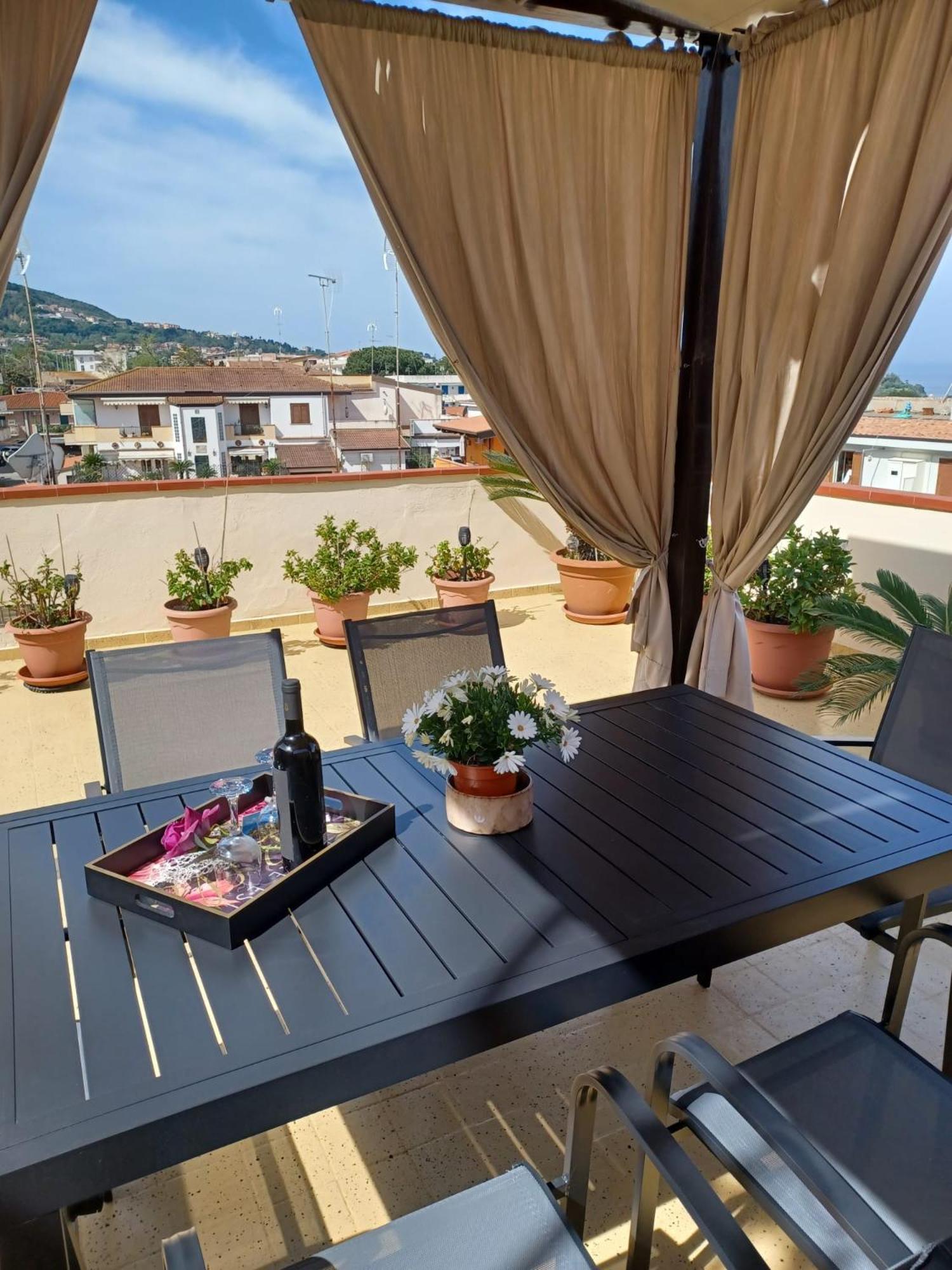 Terrazza Sabine Accomodation Tropea Bagian luar foto